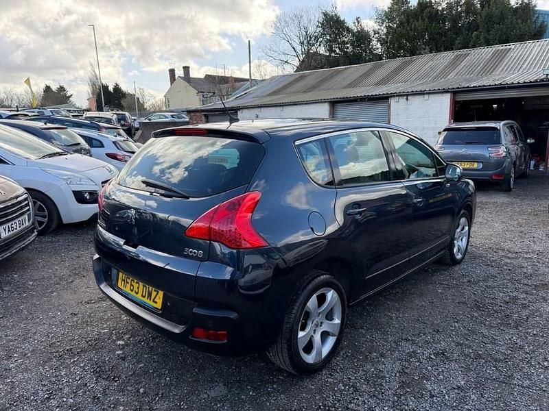 Second-hand Peugeot 3008 Active 115 CP (84 kW) 2013 Albastru SUV