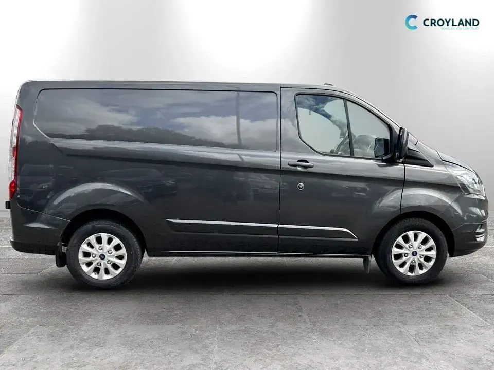 Used Ford Transit Custom Limited 130 HP (95 kW) 2022 Grey Van