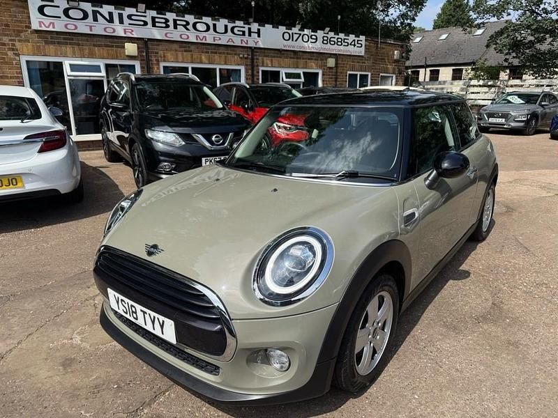 Grey Used 2018 Mini Cooper Hatch Hatchback | £10,295 (Fair price) - Image 1/4