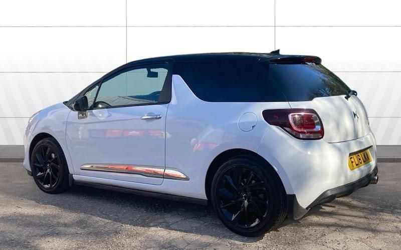 Used DS Automobiles DS3 Crossback Connected Chic 101 HP (74 kW) 2018 SUV