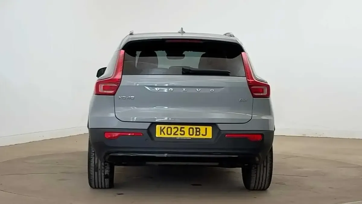 Used Volvo XC40 Plus 161 HP (118 kW) 2026 SUV