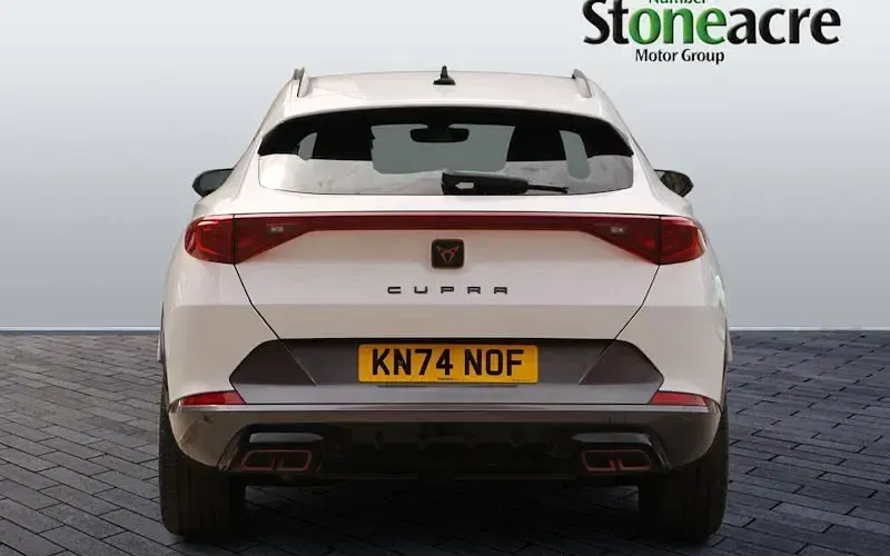 Used Cupra Formentor 204 HP (150 kW) 2024 White SUV