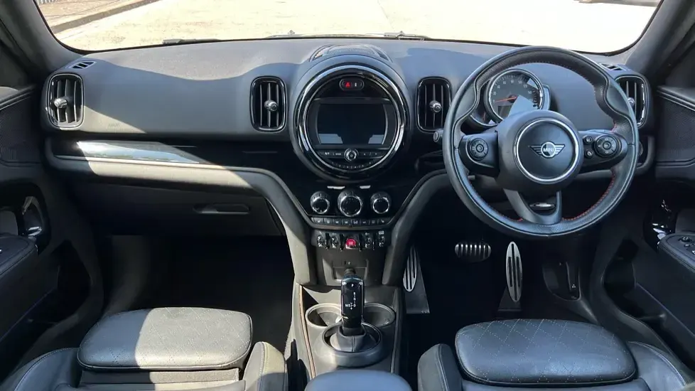 Used Mini Cooper Countryman Sport 136 HP (100 kW) 2019 Lapisluxury blue SUV