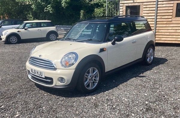 White Used 2011 Mini Cooper Clubman Estate | £4,495 (Fair price) - Image 1/1