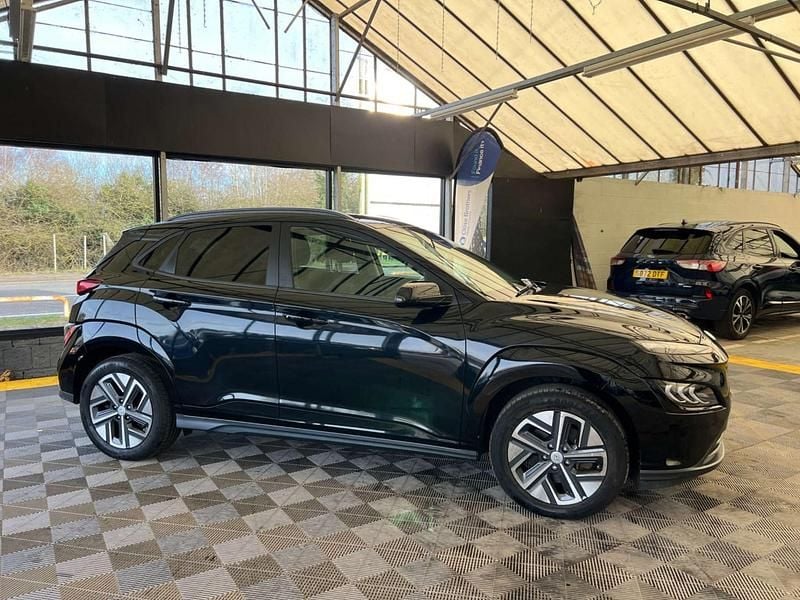 Used Hyundai Kona Premium 150 kW (204 HP) 2022 Black SUV