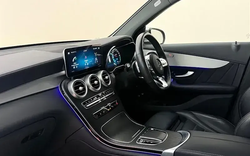 Used Mercedes E300 AMG line 320 HP (235 kW) 2022 Estate