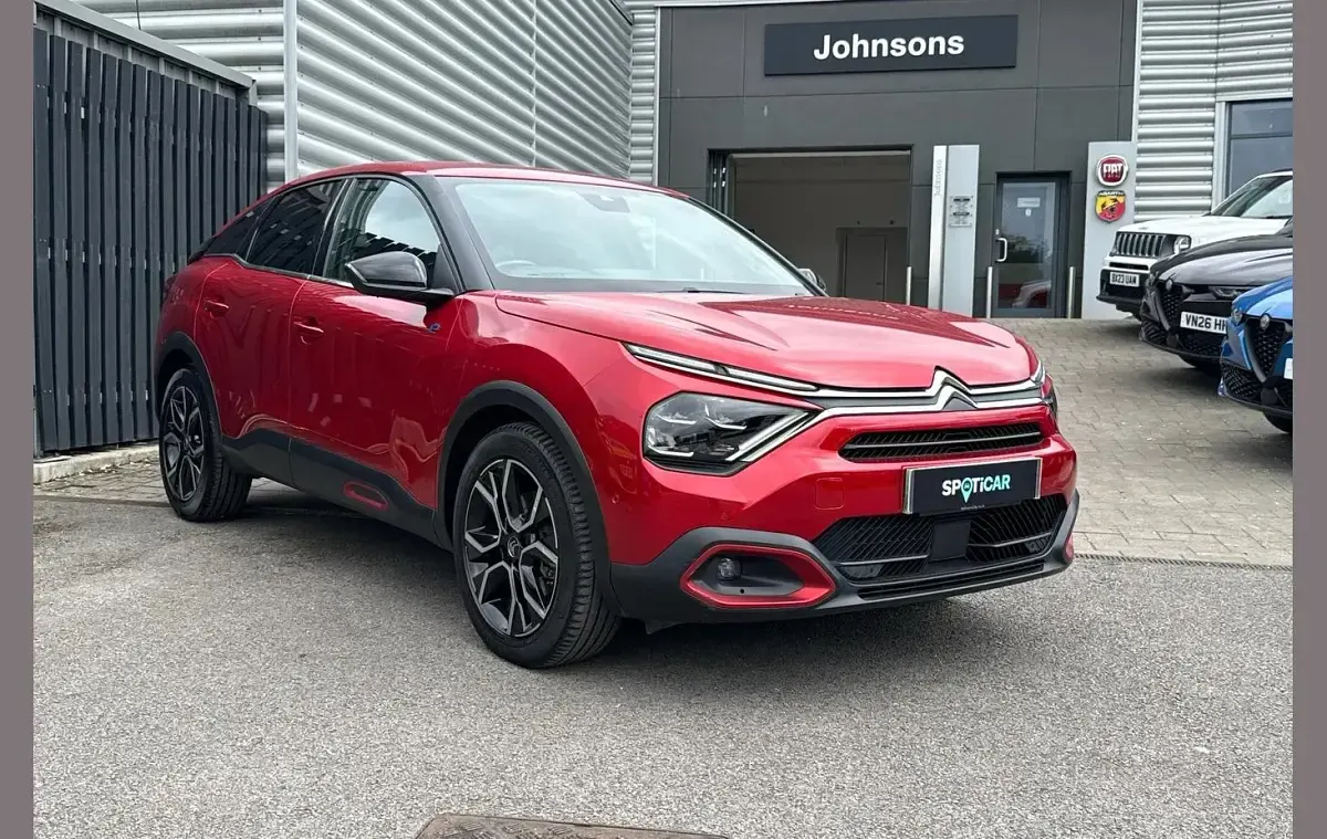 Used Citroën e-C4 Shine 100 kW (136 HP) 2022 Red Hatchback