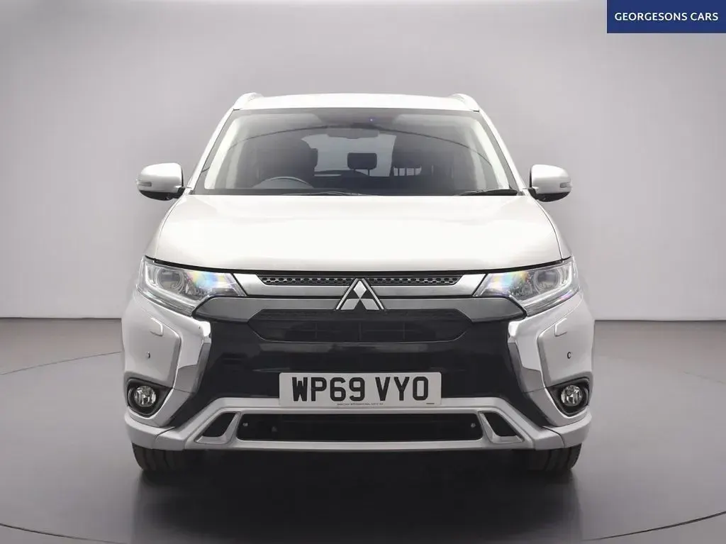 Used Mitsubishi Outlander P-HEV 2019 Silver SUV