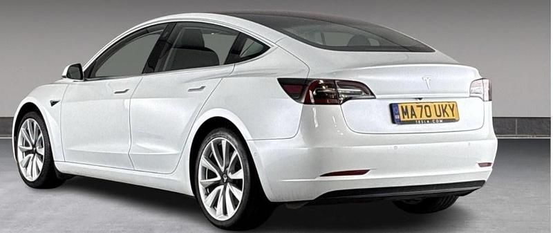 Used Tesla Model 3 Standard Range 239 kW (325 HP) 2020 White Sedan