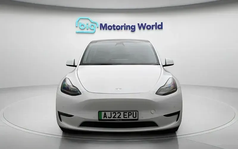 Used Tesla Model Y Long Range AWD 286 kW (389 HP) 2025 SUV