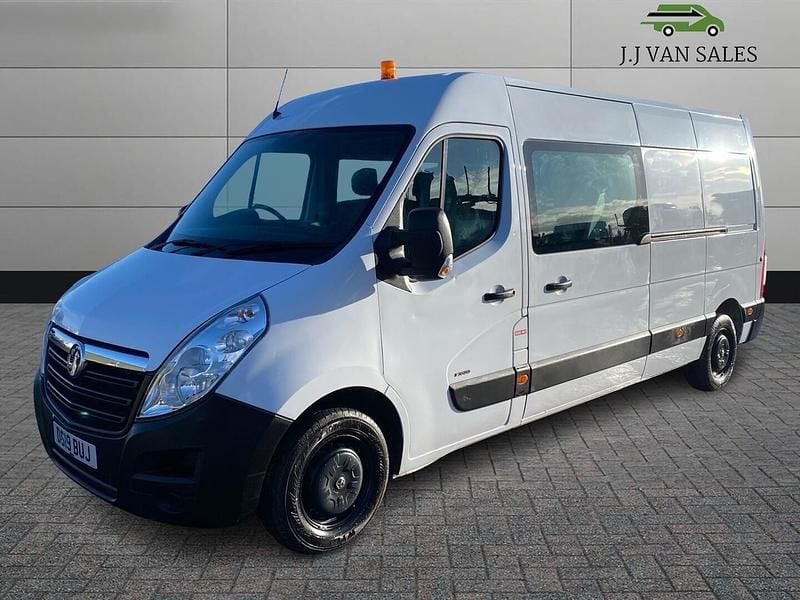 Second-hand Vauxhall Movano 130 CP (95 kW) 2019 Alb Monovolum