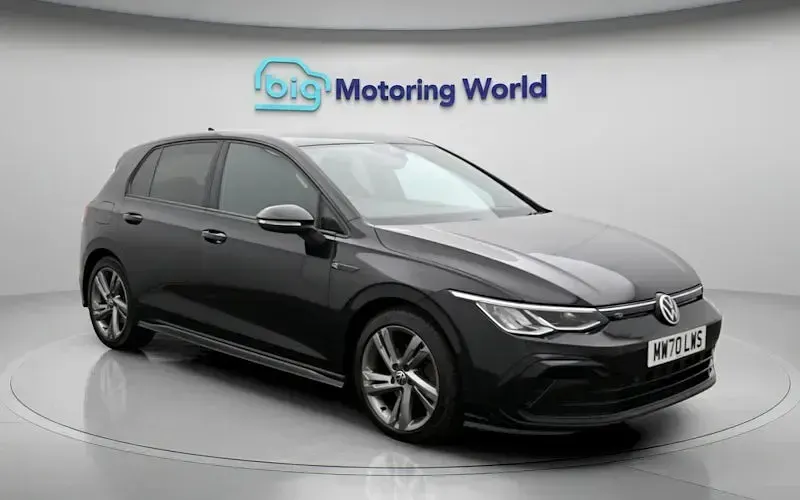 Used VW Golf VIII R-line 150 HP (110 kW) 2024 Hatchback
