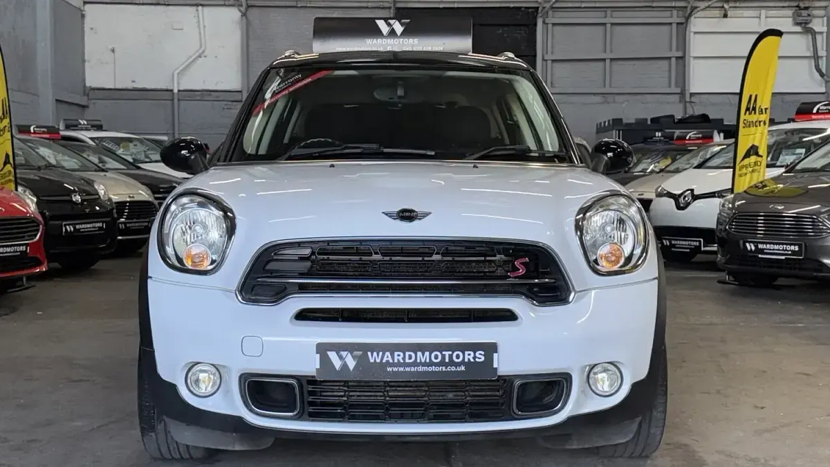 Used Mini Cooper SD Countryman 143 HP (105 kW) 2014 White SUV
