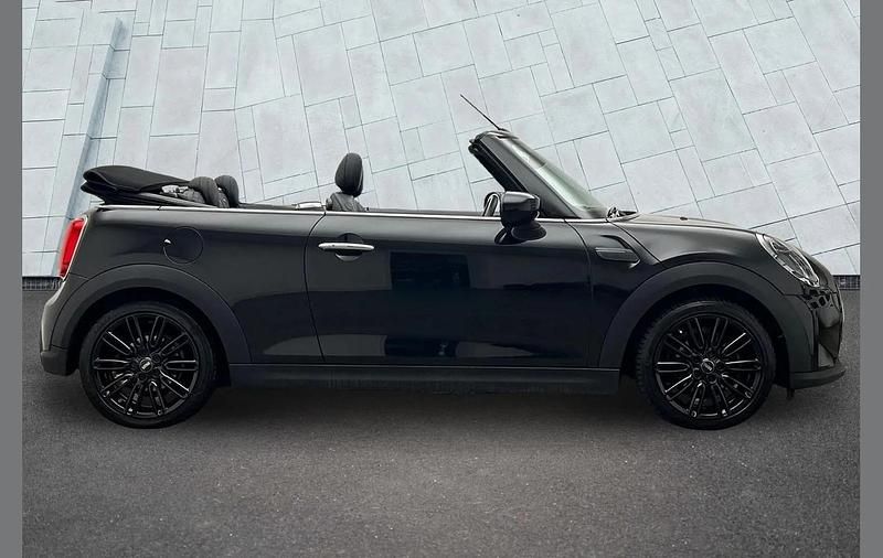 Used Mini Cooper Cabriolet Exclusive 134 HP (98 kW) 2022 Black Cabriolet