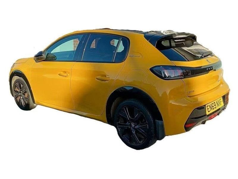 Used Peugeot 208 GT-line 130 HP (95 kW) 2020 Yellow Hatchback