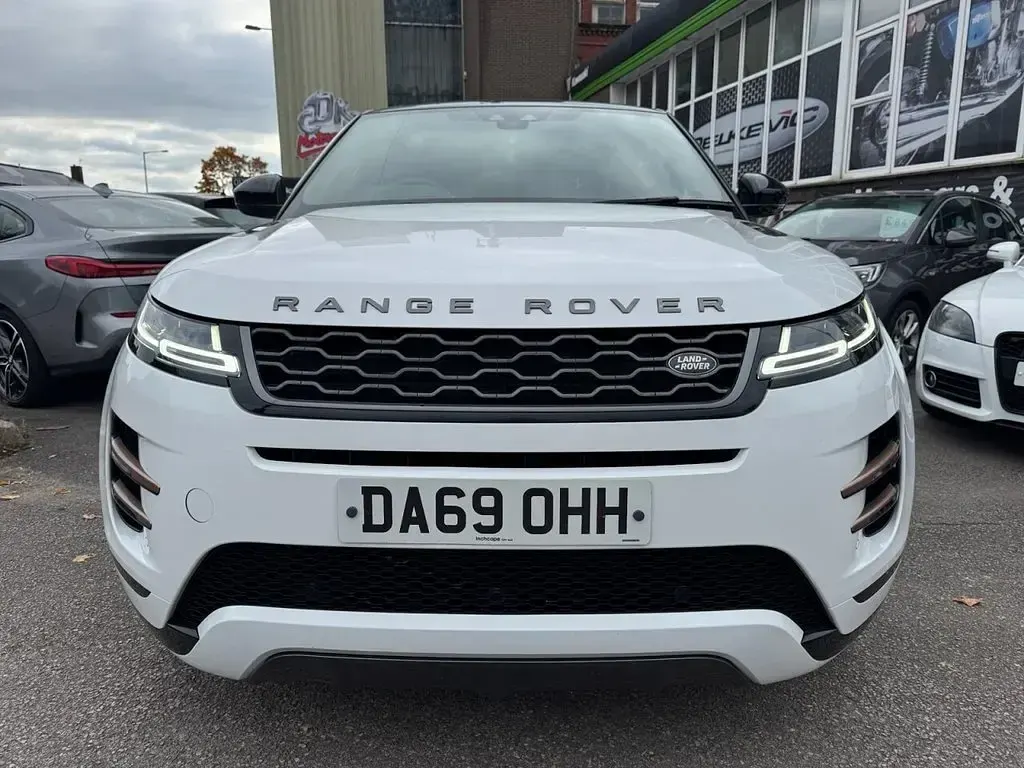 Used Land Rover Range Rover evoque SE Dynamic 180 HP (132 kW) 2019 White SUV