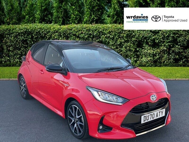 Orange Used 2020 Toyota Yaris Hybrid Edition Hatchback | £16,495 (A bit pricey) - Image 1/4