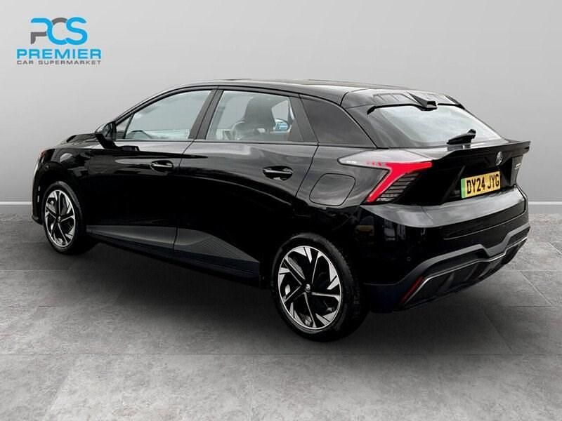 Used MG MG4 EV SE 63 kW (87 HP) 2024 Black Hatchback