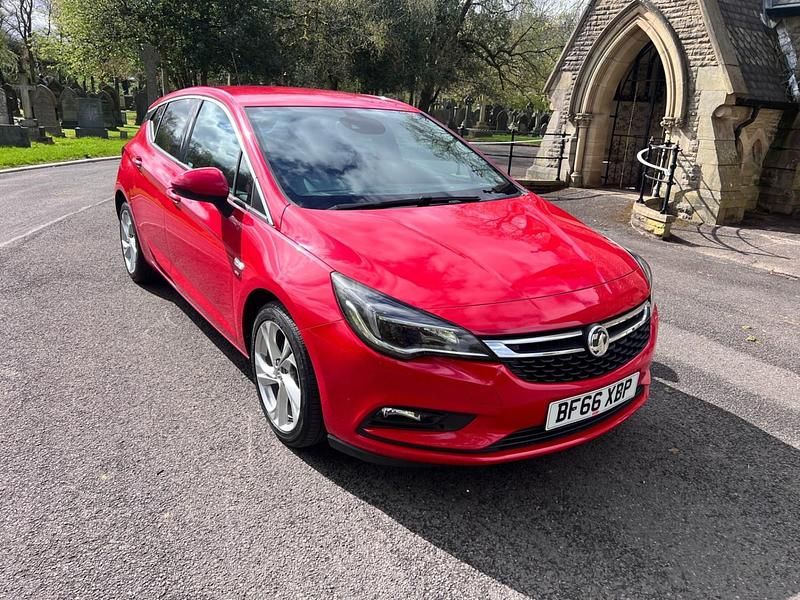 Used Vauxhall Astra SRi 2016 Red Hatchback