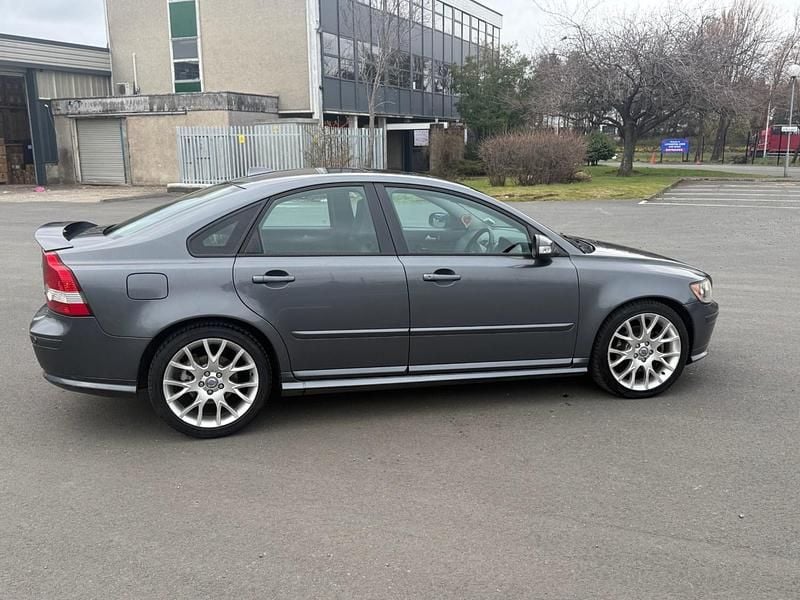 Used Volvo S40 SE 170 HP (125 kW) 2006 Grey Sedan
