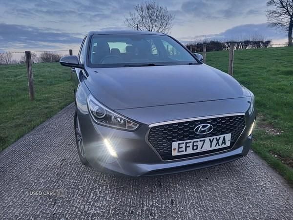Used Hyundai i30 SE 110 HP (80 kW) 2018 Grey Hatchback