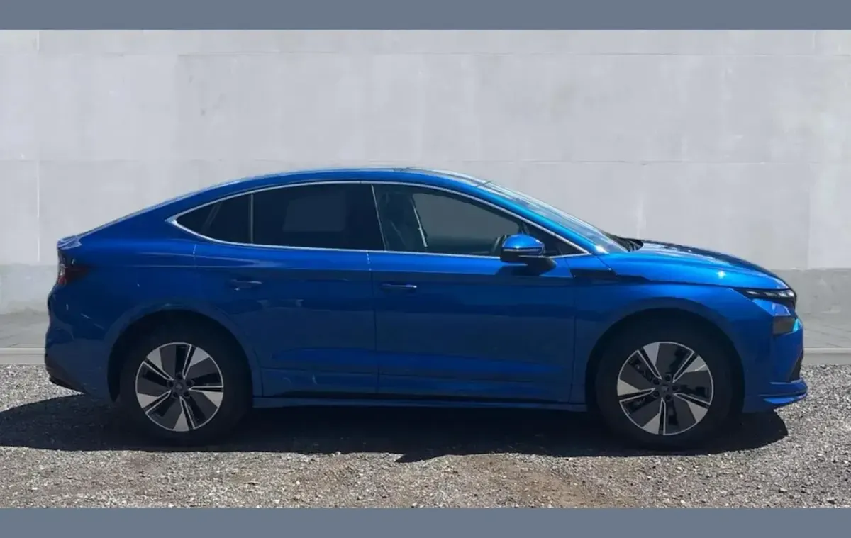 New Skoda Enyaq iV 210 kW (286 HP) 2026 Race blue metallic SUV