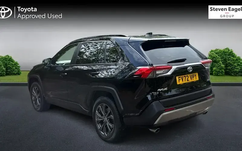 Begagnad Toyota RAV4 Design 218 HK (160 kW) 2025 SUV