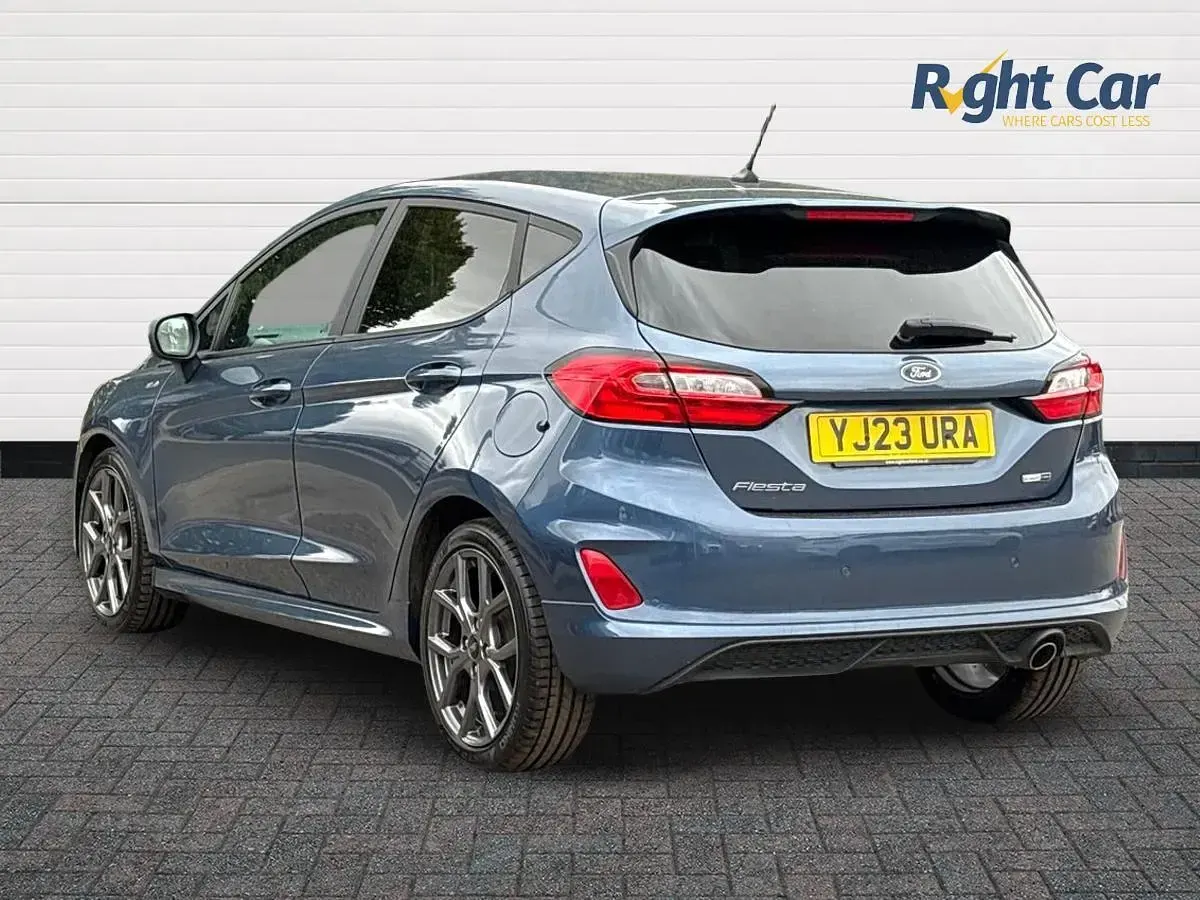 Used Ford Fiesta ST-Line 123 HP (90 kW) 2023 Blue Hatchback