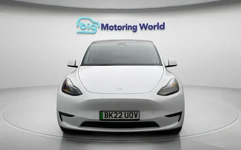 Used Tesla Model Y Long Range AWD 286 kW (389 HP) 2025 SUV