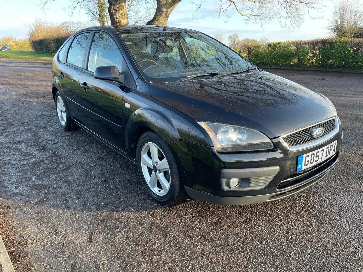 Used Ford Focus Zetec 115 HP (84 kW) 2008 Black Hatchback