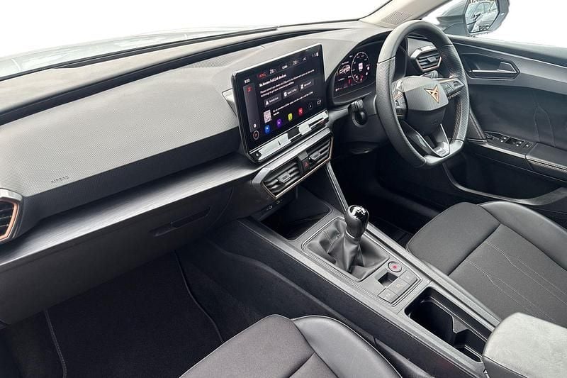 Used Cupra Leon 150 HP (110 kW) 2023 Glacial white Estate