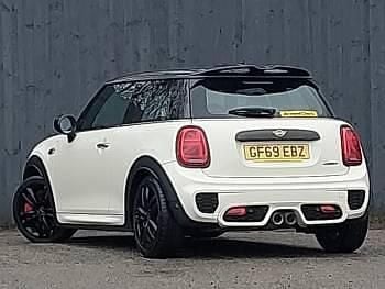 Second-hand Mini John Cooper Works 231 CP (169 kW) 2019 Alb Hatchback