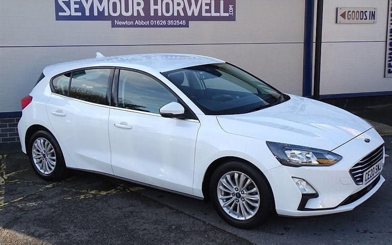 Used Ford Focus Titanium 125 HP (91 kW) 2020 White Hatchback