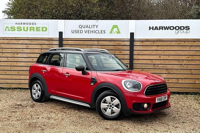 Red Used 2019 Mini Cooper D Countryman Classic SUV | £14,990 (Fair price) - Image 1/1