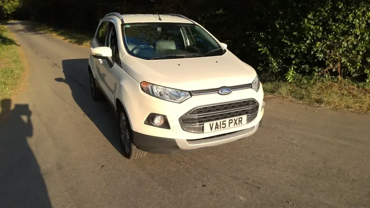 Used Ford Ecosport Titanium 125 HP (91 kW) 2015 White SUV