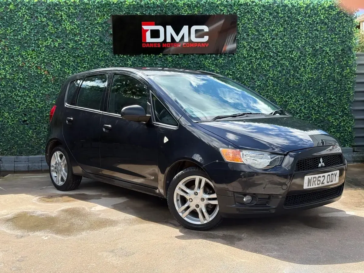 Used Mitsubishi Colt 95 HP (69 kW) 2012 Black Hatchback