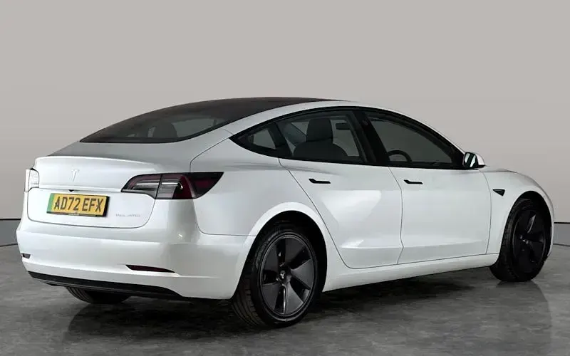 Used Tesla Model 3 Long Range AWD 366 kW (498 HP) 2023 White Sedan