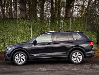 Used VW Tiguan Allspace Life 150 HP (110 kW) 2022 Black SUV