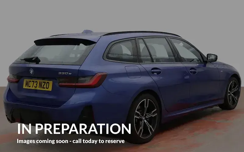 Used BMW 330e M Sport 292 HP (214 kW) 2023 Blue Estate