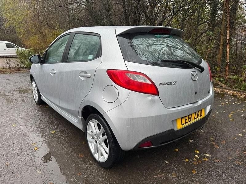 Used Mazda 2 84 HP (61 kW) 2011 Silver Hatchback