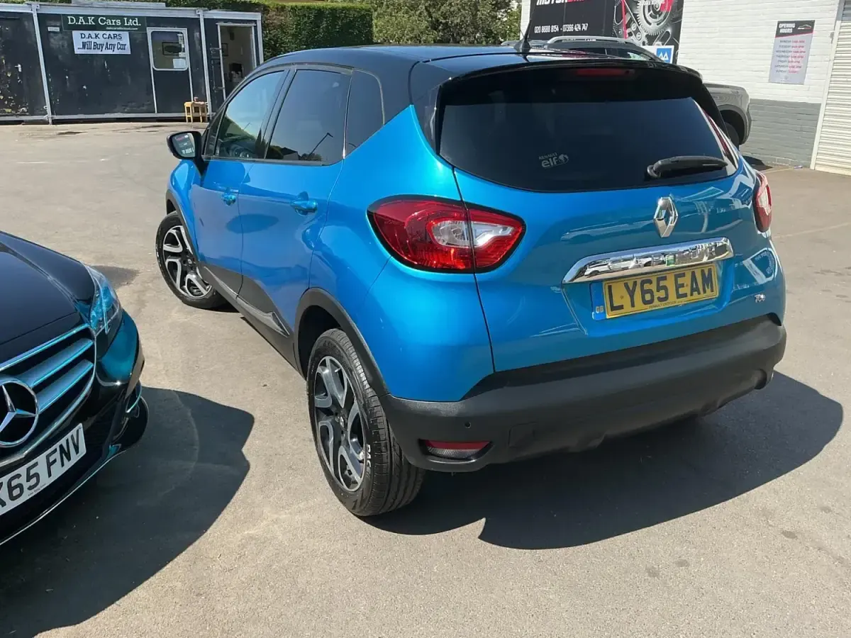 Używany Renault Captur Dynamique 120 KM (88 kW) 2016 Niebieski SUV