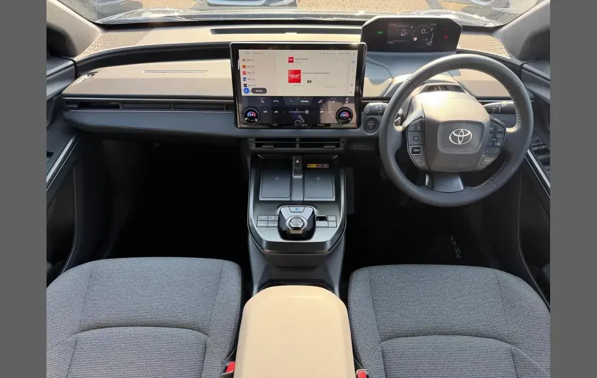 New Toyota bZ4X Design 164 kW (224 HP) 2026 Blue SUV