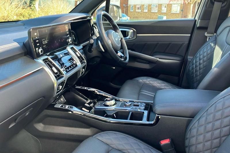 Used Kia Sorento 201 HP (147 kW) 2023 White SUV