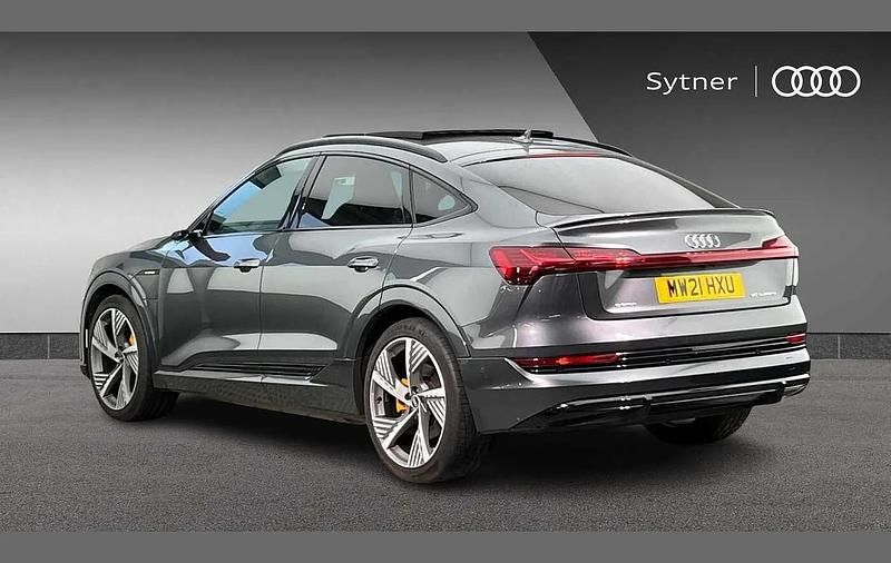 Used Audi e-tron Sportback Advanced 230 kW (313 HP) 2021 Grey SUV