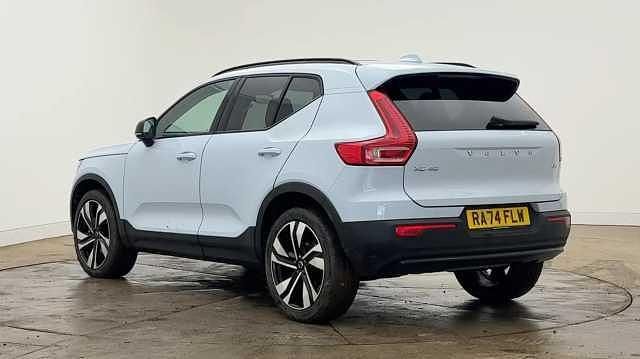 Used Volvo XC40 Ultra 194 HP (142 kW) 2025 SUV