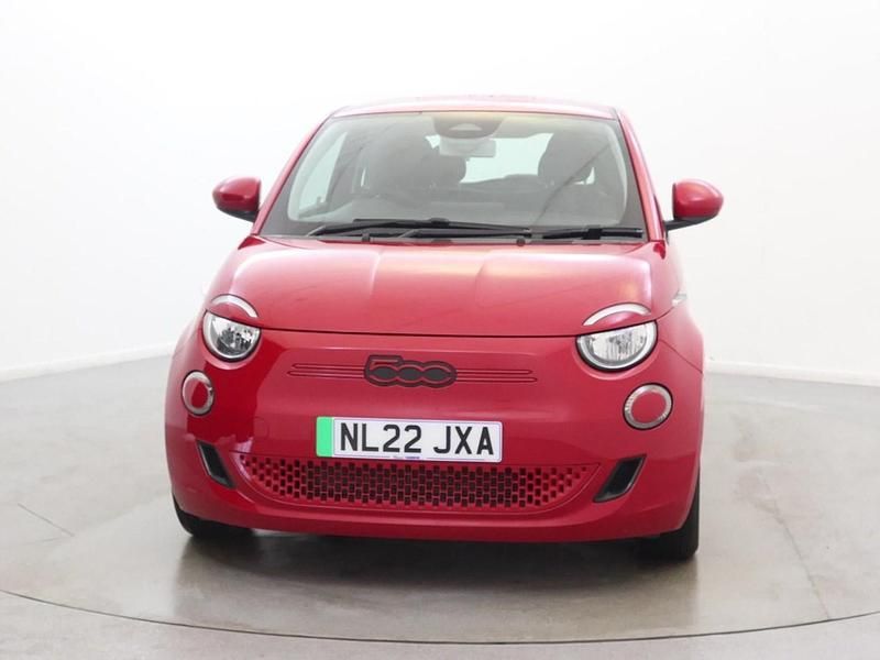 Usado Fiat 500e Red 86 kW (118 HP) 2022 Vermelho Citadino