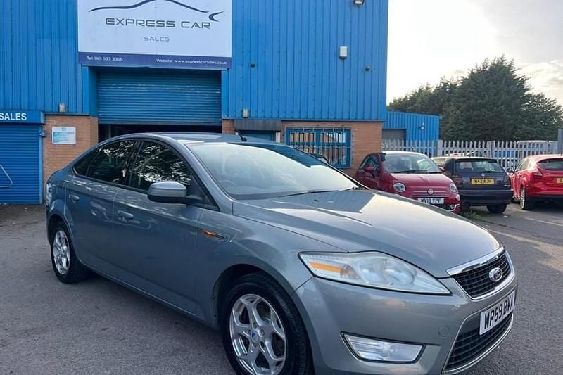Grey Used 2009 Ford Mondeo Zetec Hatchback | £2,975 (Fair price) - Image 1/1