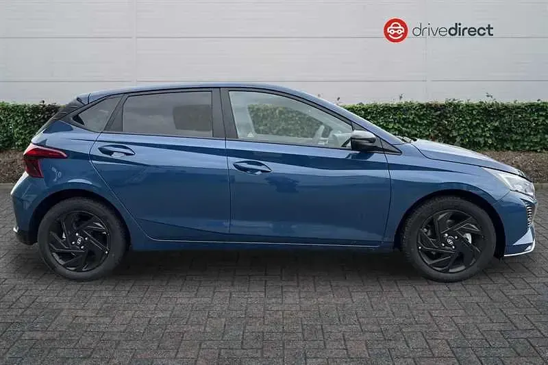 New Hyundai i20 Blackline 90 HP (66 kW) 2025 Blue Hatchback