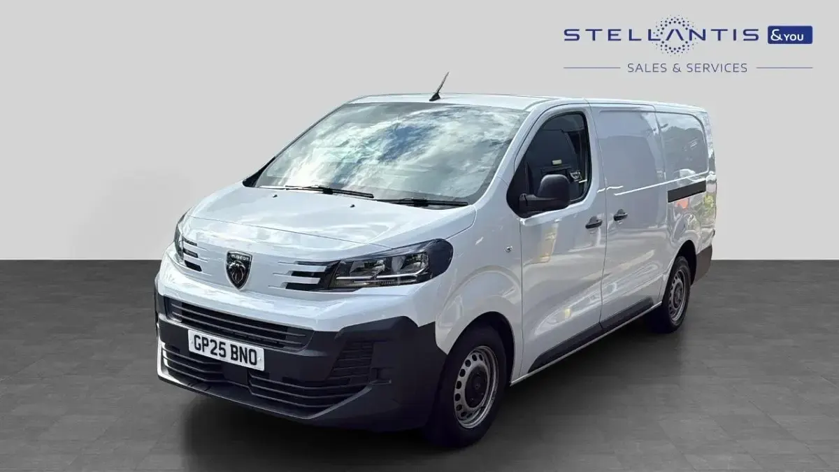 Begagnad Peugeot Expert 143 HK (105 kW) 2025 Vit Van