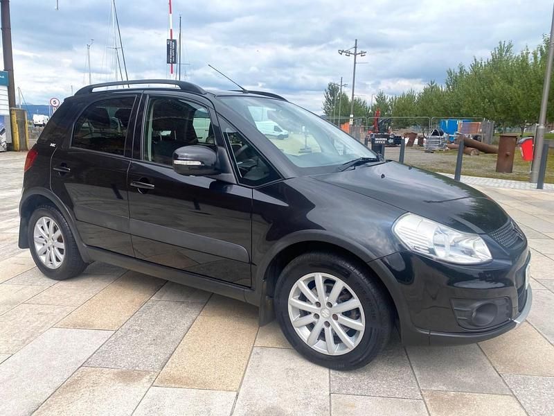 Black Used 2012 Suzuki SX4 Hatchback | £4,290 (Good price) - Image 1/4